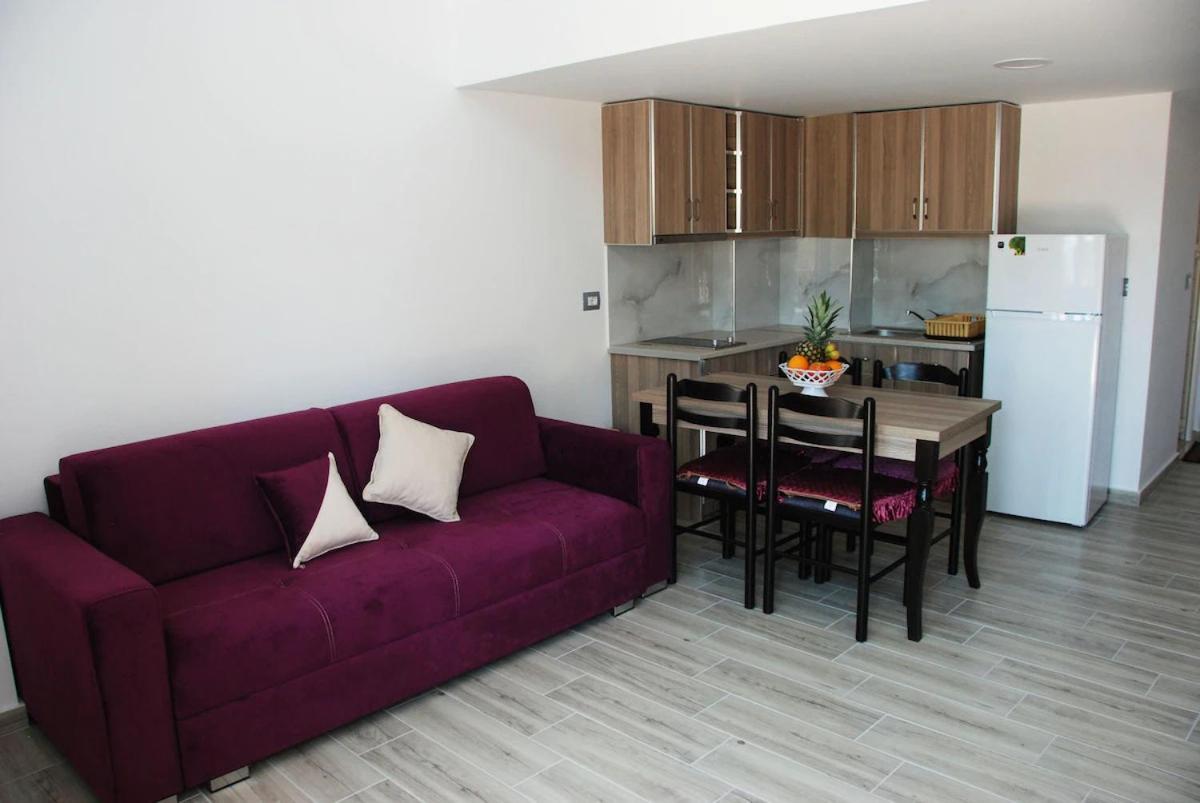 Bebi Hotel And Apartments Sarande Exterior photo