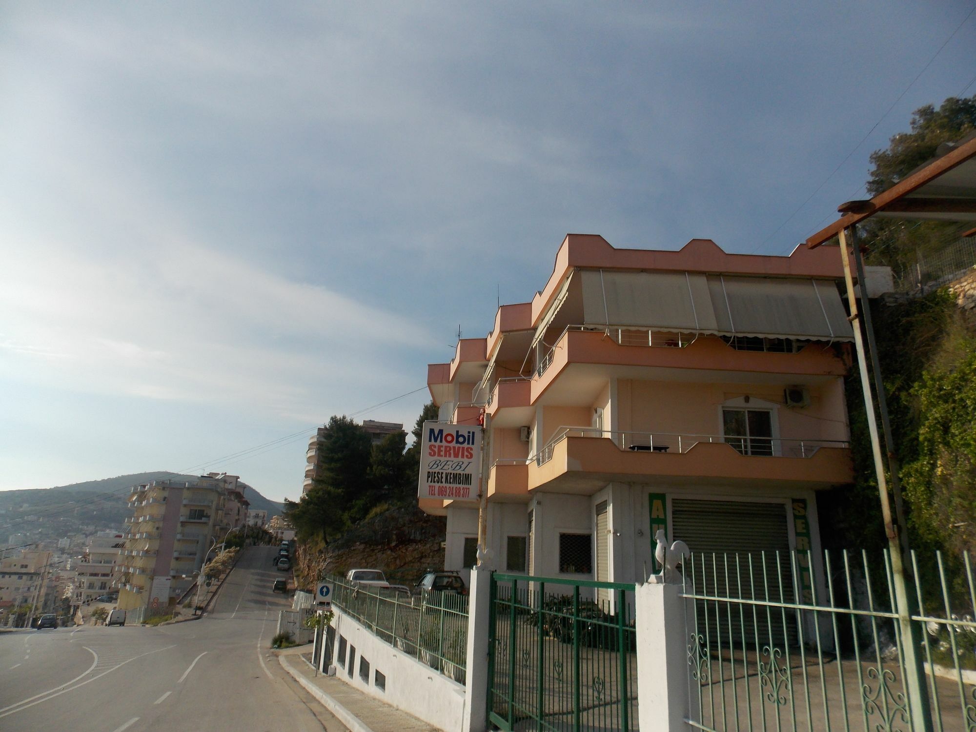 Bebi Hotel And Apartments Sarande Exterior photo